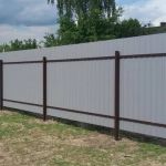 Монтаж заборов любой сложности из различных материалов.