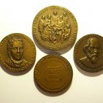 Медаль китайско - советская дружба. 1953 год. значки ссср